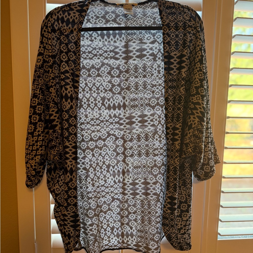 Derek Heart Black and White Patterned Cardigan